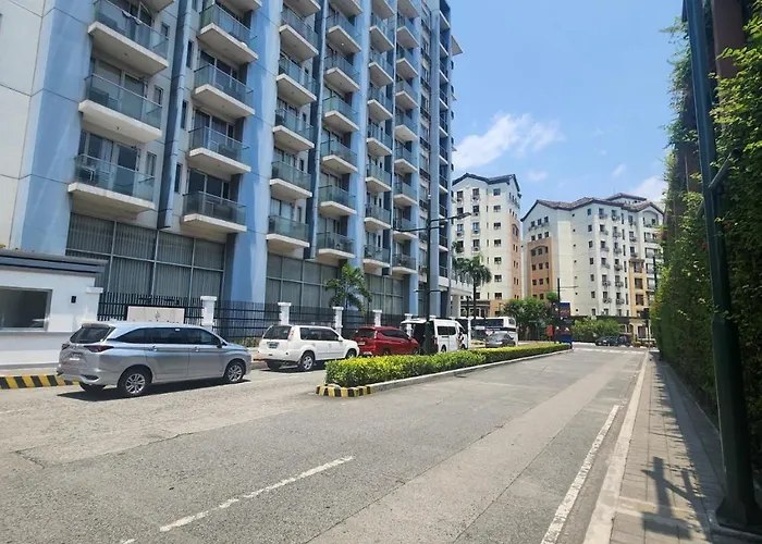 One Palm Tree - Newport Pasay * 马尼拉