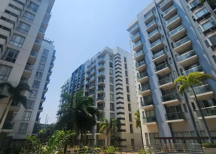 One Palm Tree - Newport Pasay * 马尼拉