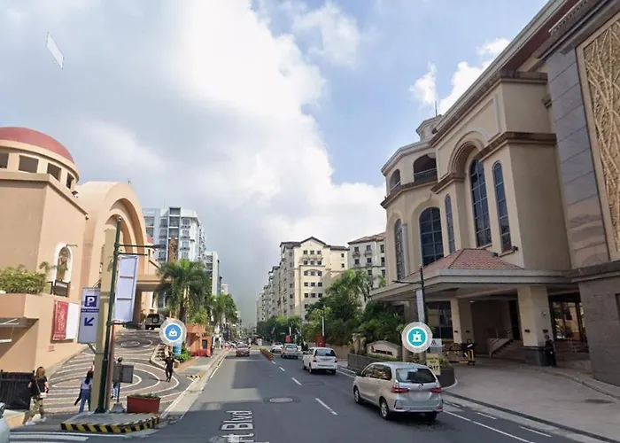 One Palm Tree - Newport Pasay 公寓式飯店